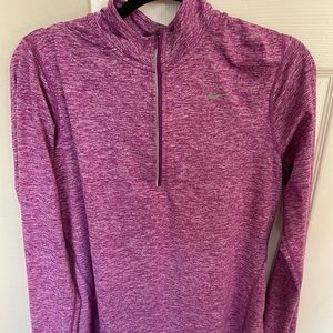 Nike women's medium quarter zip jacket